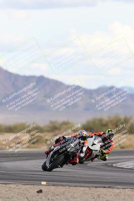 media/Nov-16-2025-Race Pace (Sun) [[8c5fa54630]]/Non Verified Riders (1st 20 Minutes)/5-Turn 15 (110pm)/